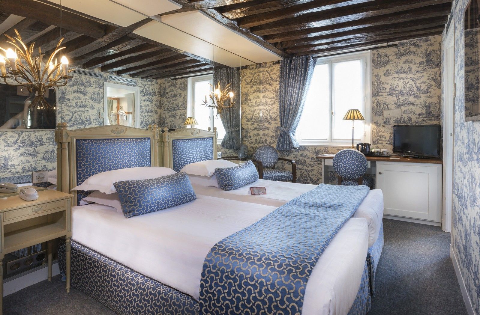 Отель Dauphine Saint-Germain - Улучшенный двухместный номер с 2 отдельными кроватями